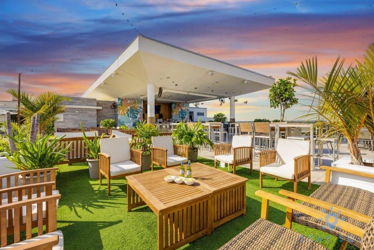 Beachfront Resort - Hot Tub & Pool- Near Beach Hollywood Exterior foto